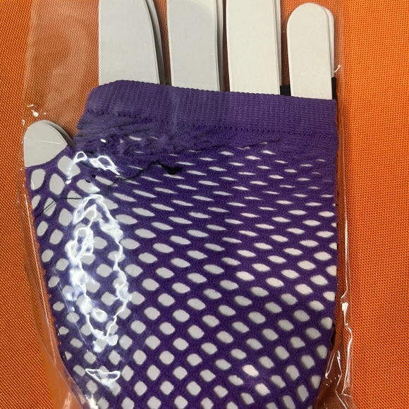 Elegant Black and Gray Fishnet Gloves Halloween costume - Picture 6 of 6